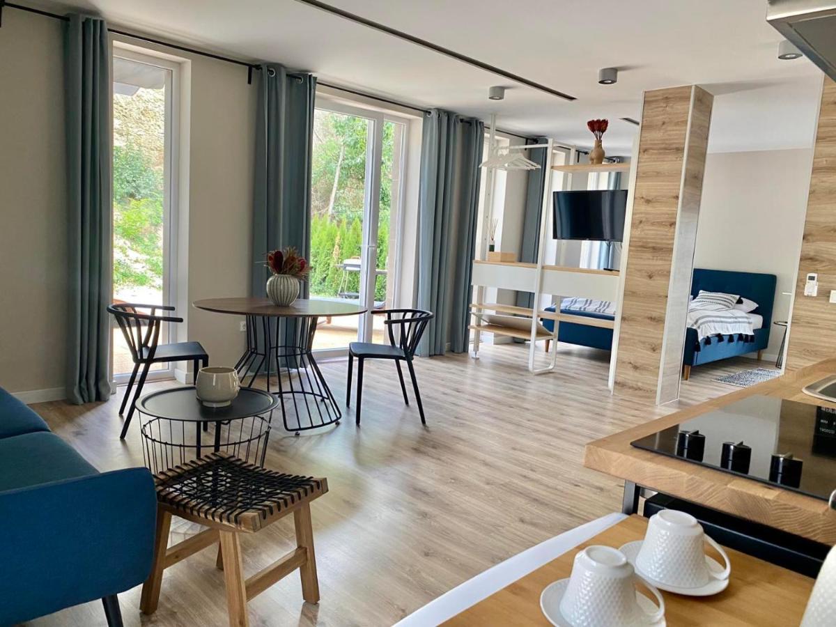 Kenese-Voelgye Villahotel バラトンケネシェ エクステリア 写真