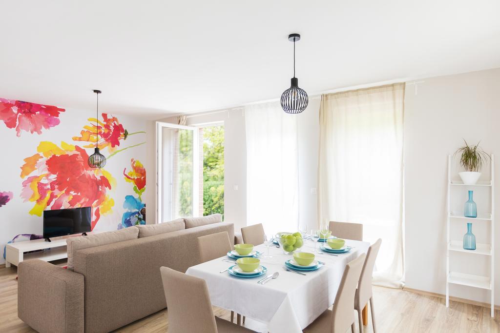 Kenese-Voelgye Villahotel バラトンケネシェ エクステリア 写真
